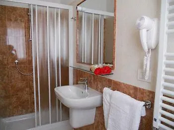 ***  Hotel Villa Anthea Garda  Italia