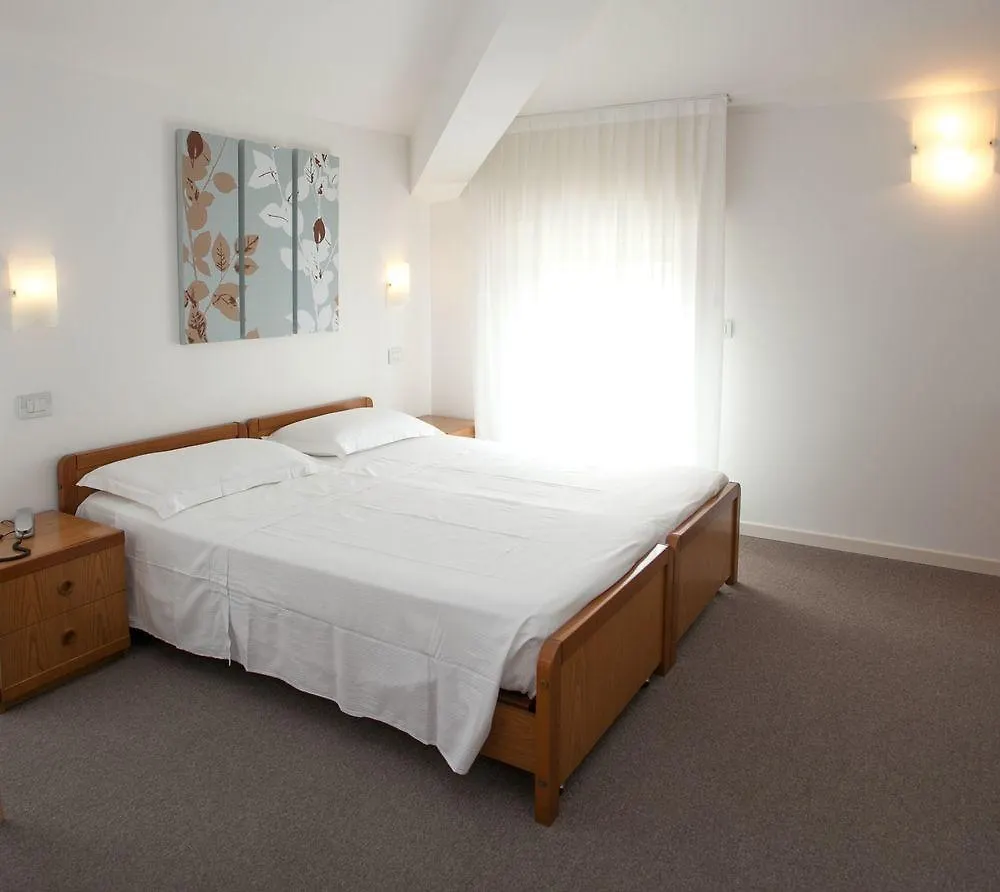 Hotel Villa Anthea Garda