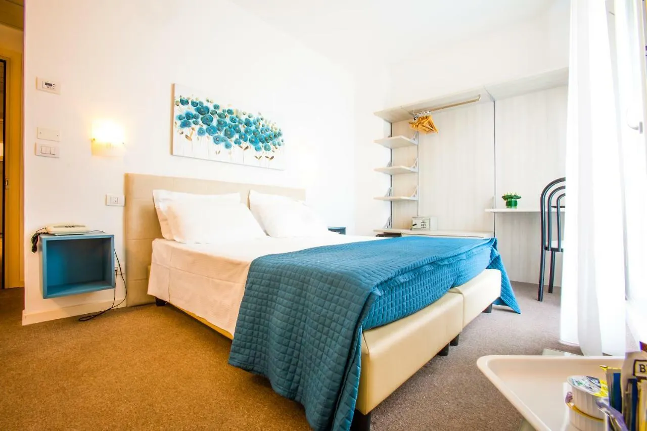 Hotel Villa Anthea Garda  3*, Garda (Verona) Italia